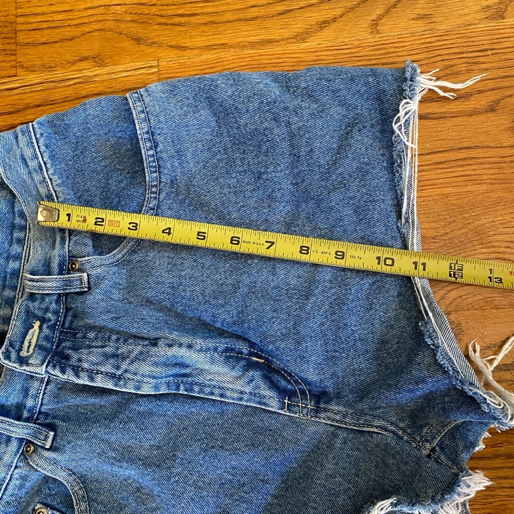 Vintage 90's Route 66 Distressed Frayed Highwaisted  Denim Jean Shorts 32 - Picture 5 of 13